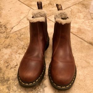 Dr. Martens 2976 Leonore Fur Lined Boots - Women's 9